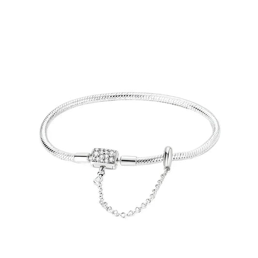 Chain Link Charm Bracelet